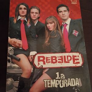 Rebelde 1a Temporada DVD - Red Accent Cover